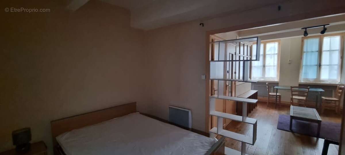 Appartement à PRIVAS