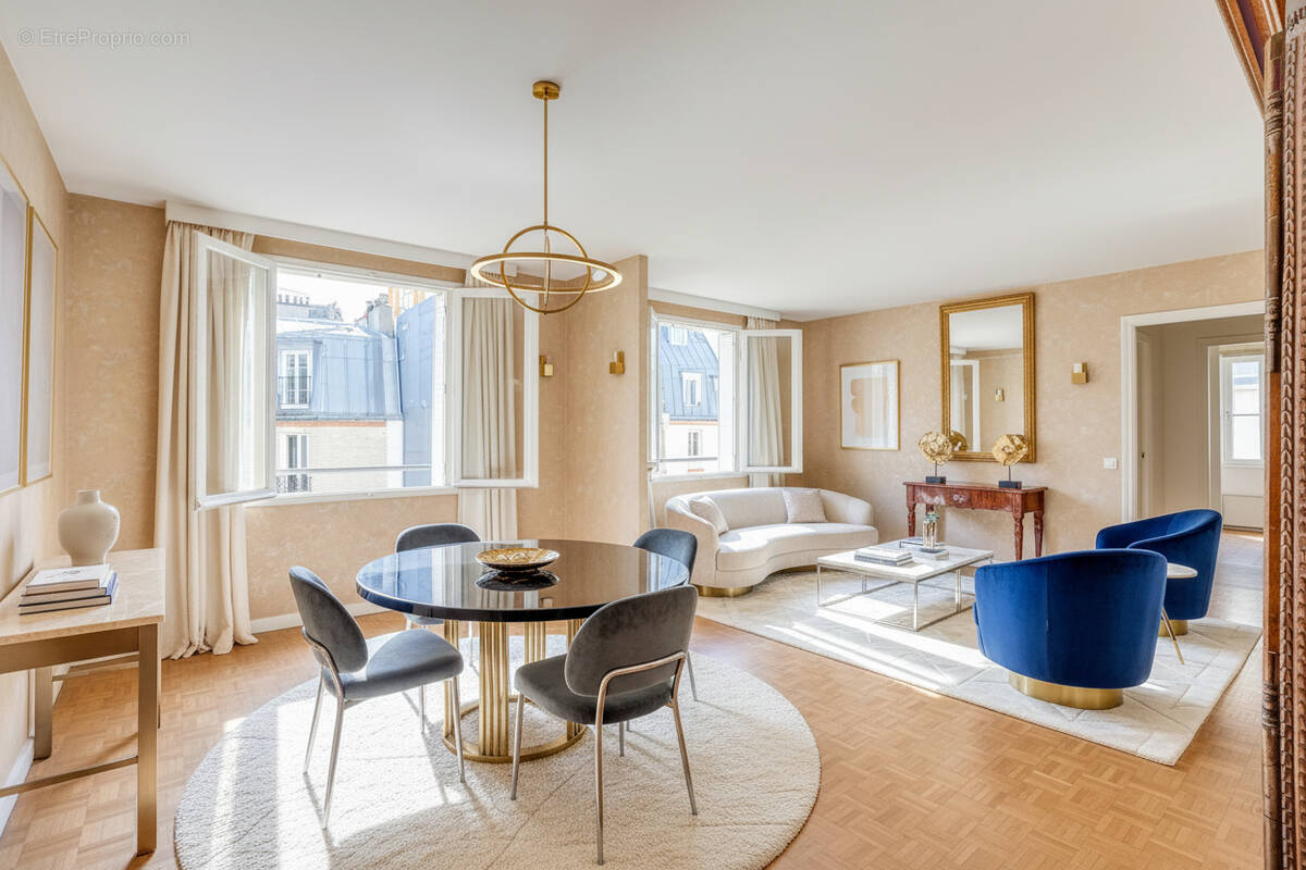 Appartement à PARIS-12E