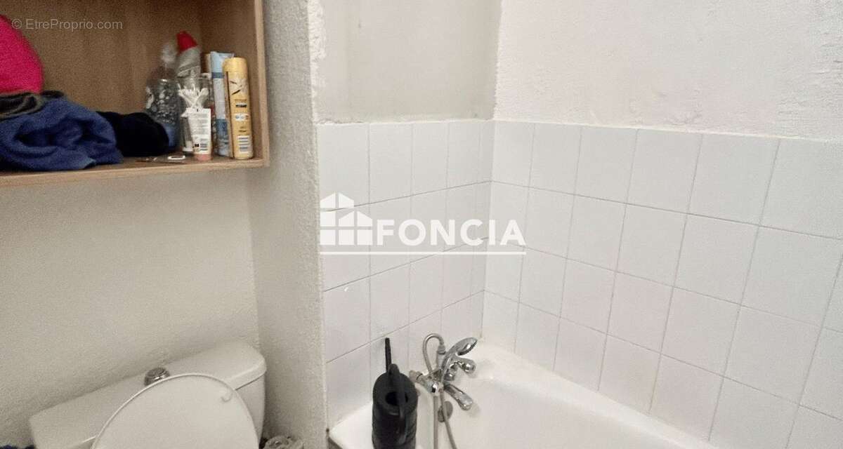 Appartement à MARSEILLE-5E