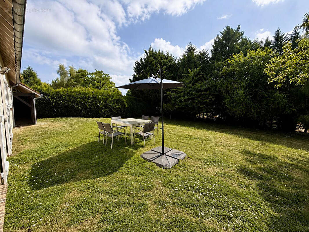 Maison spacieuse dans le coeur de Condé Ste Libiaire - photo 13