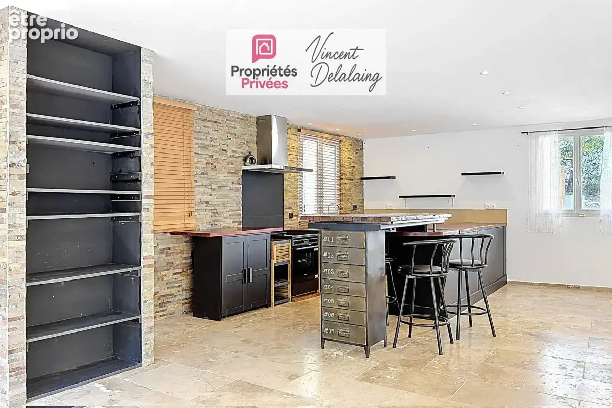 Maison familiale de plain pied sur grand terrain avec piscine - photo 6