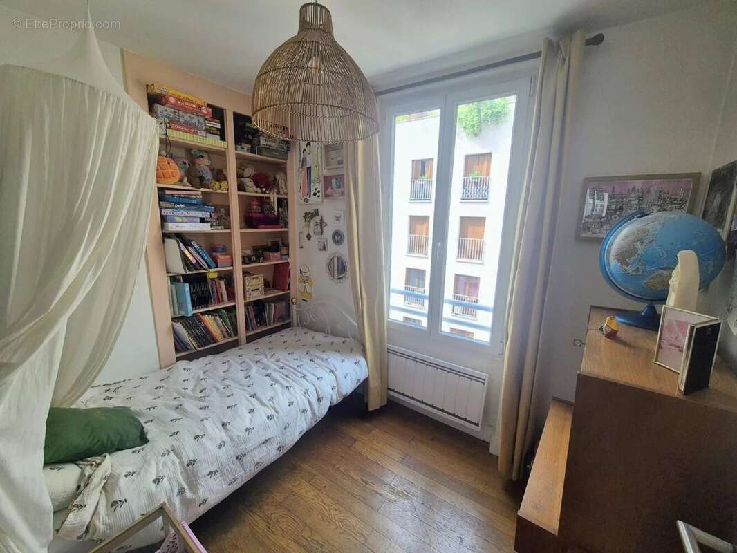 Appartement à PARIS-18E