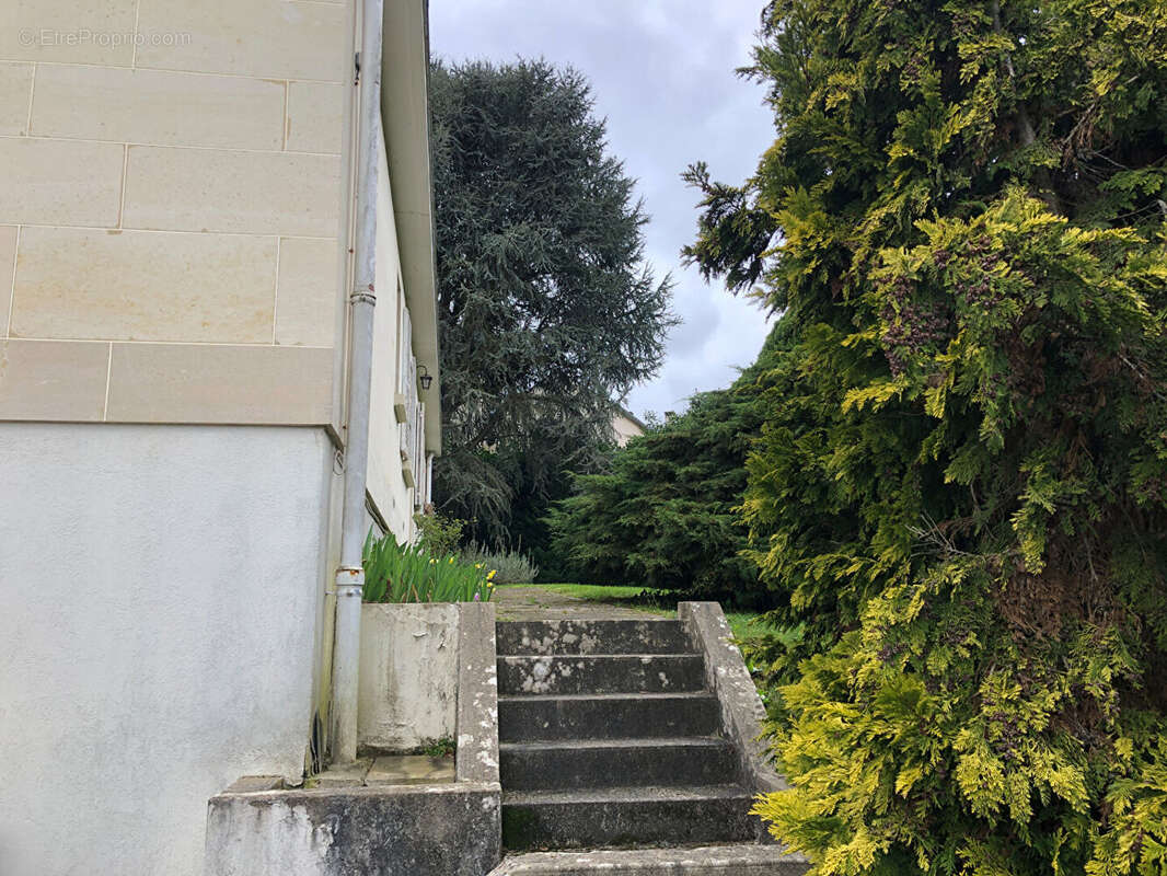 Maison à BUC