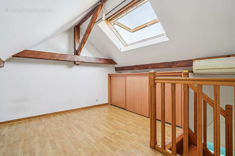 Maison à SAVIGNY-SUR-ORGE