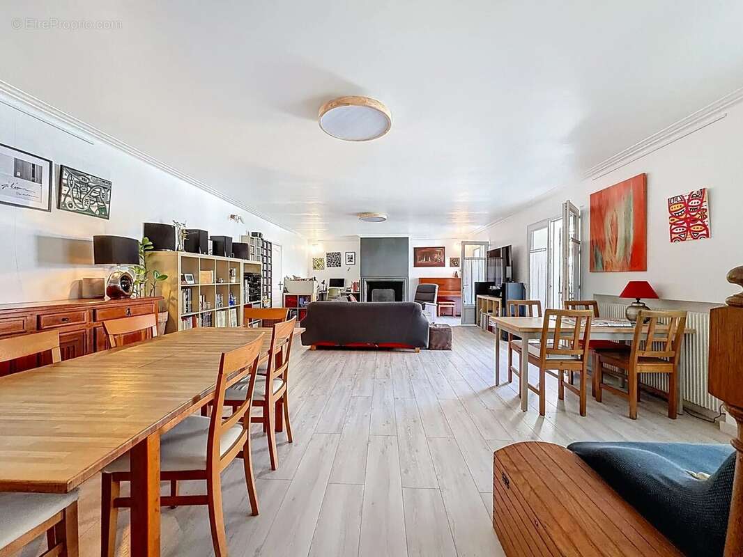 Maison à TOURRETTE-LEVENS