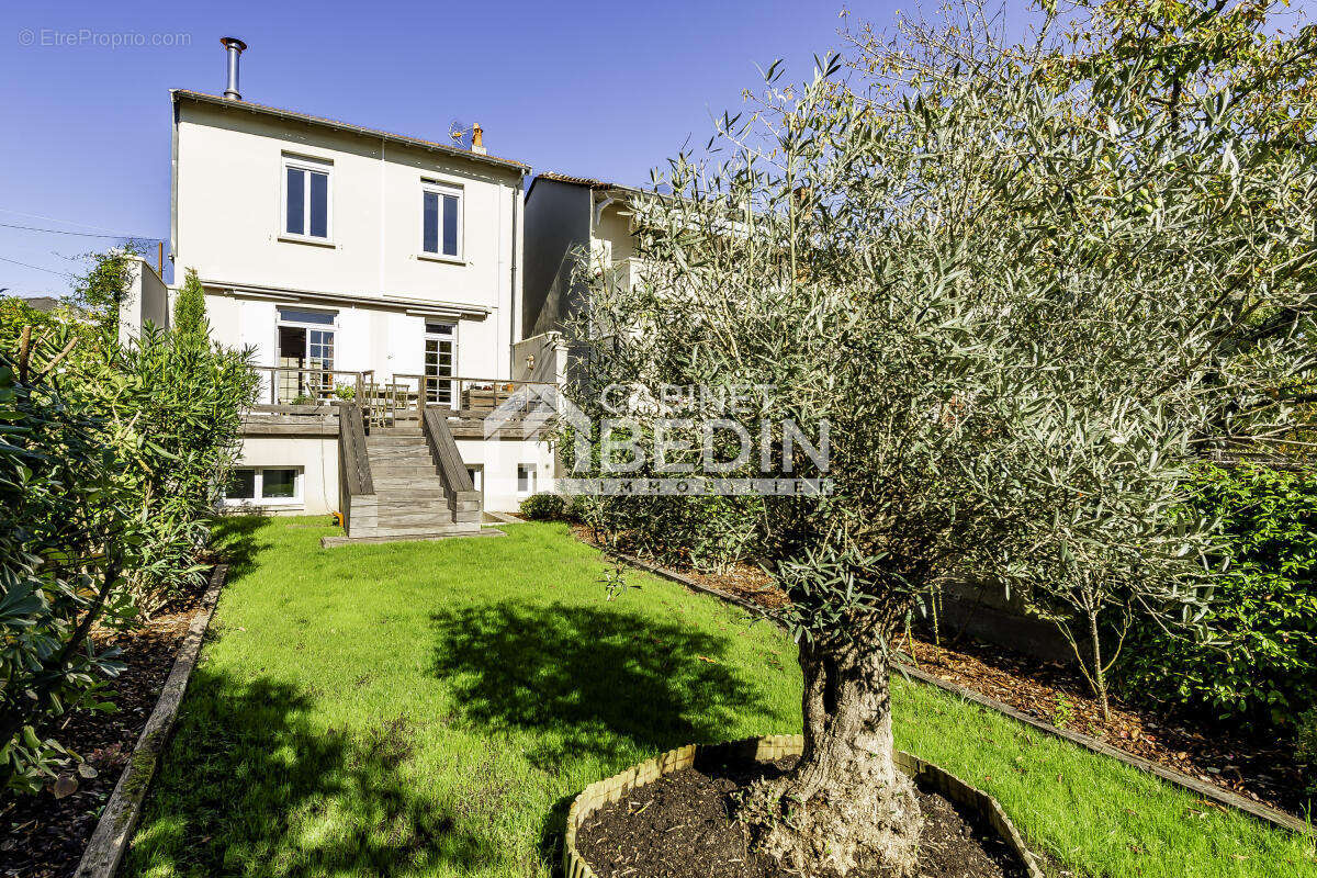 Maison à LE BOUSCAT