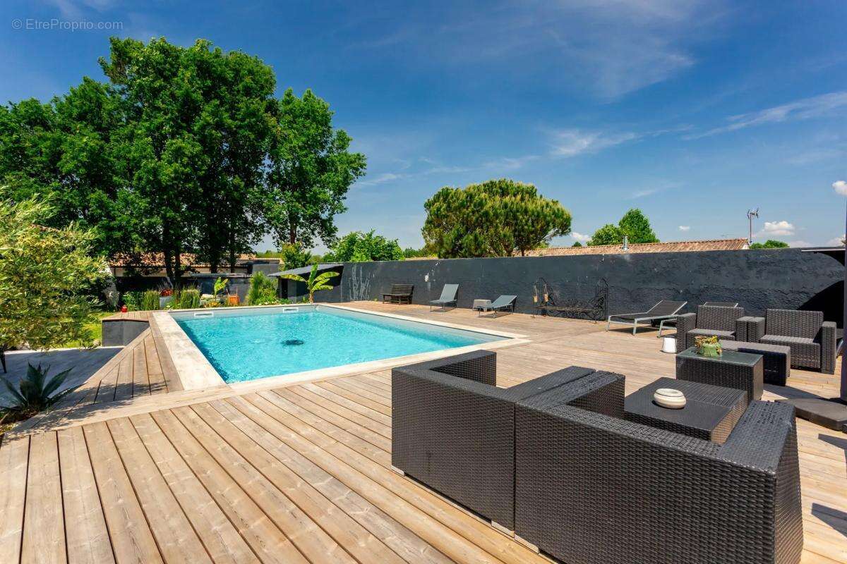 Maison à SAINTE-HELENE