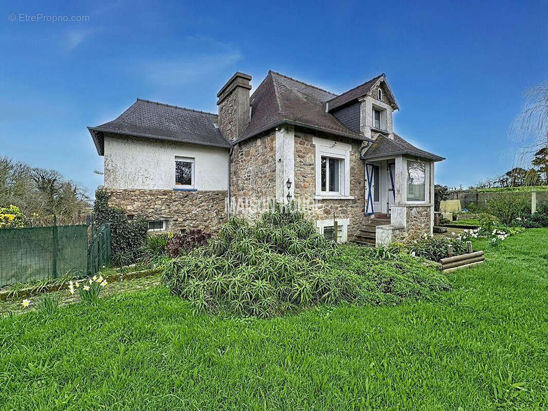 Maison à PLOUBAZLANEC