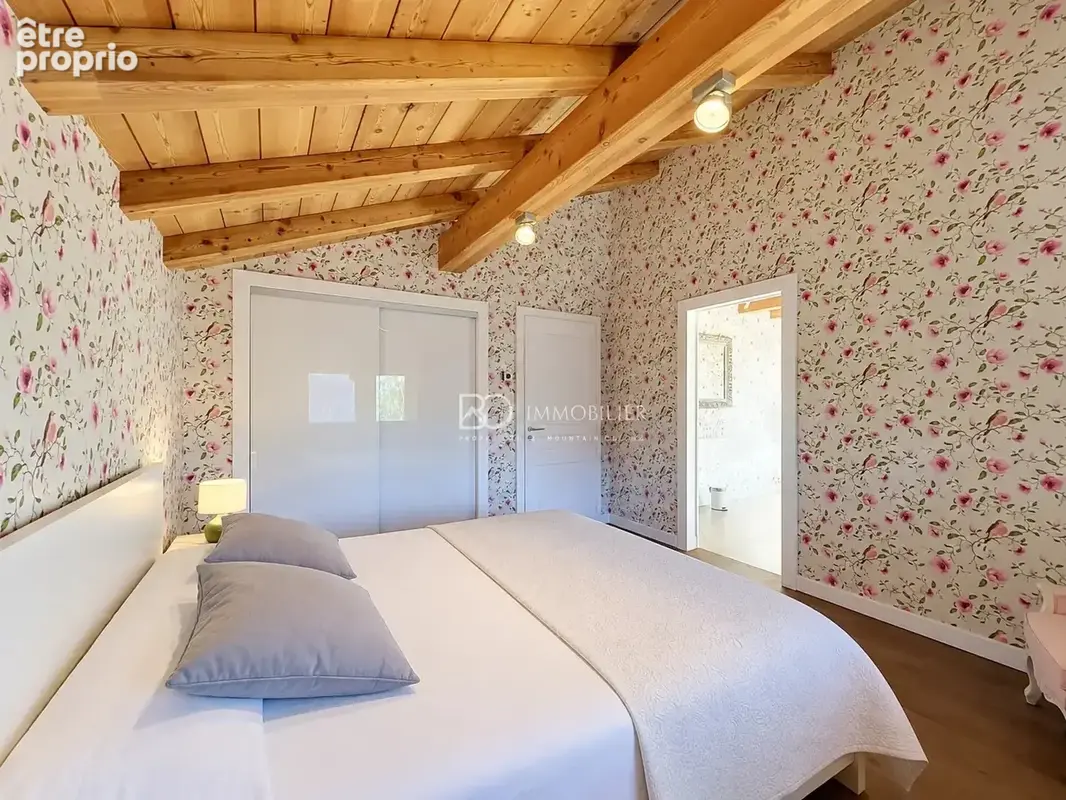 Chalet - 5 chambres - 100m des pistes de ski - CHÂTEL - photo 10