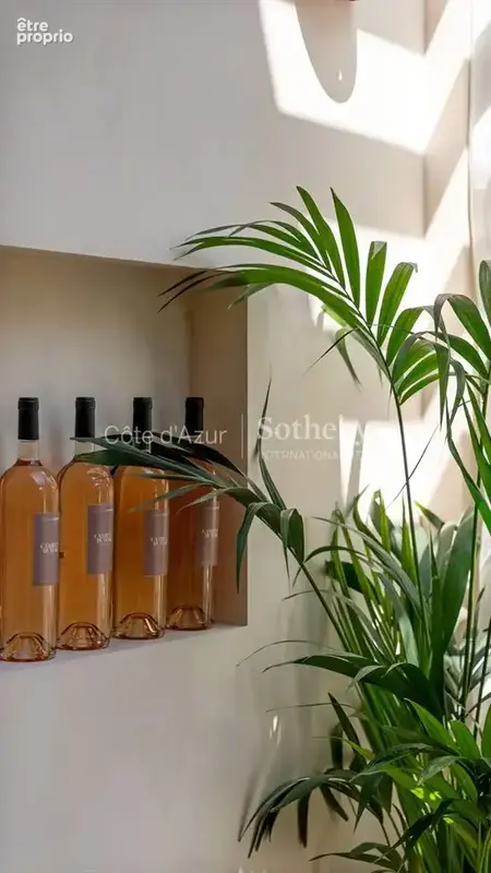 Appartement rénové de 68 m² avec terrasse au cœur de Saint-Tropez - photo 20