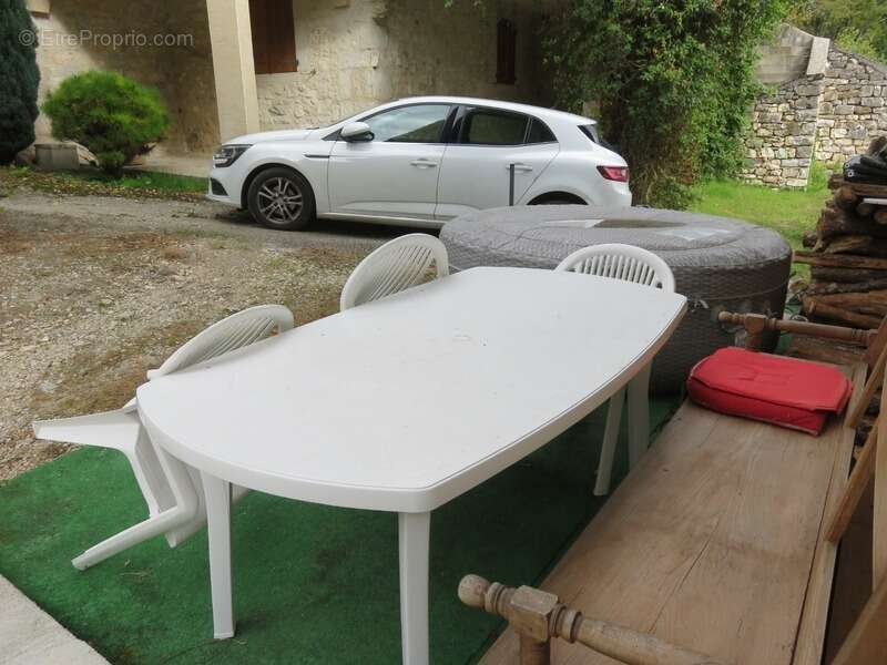 Maison en pierres à vendre 7 pièces de 168 m² à MARIGNIEU (01) plus sous-sol - photo 27
