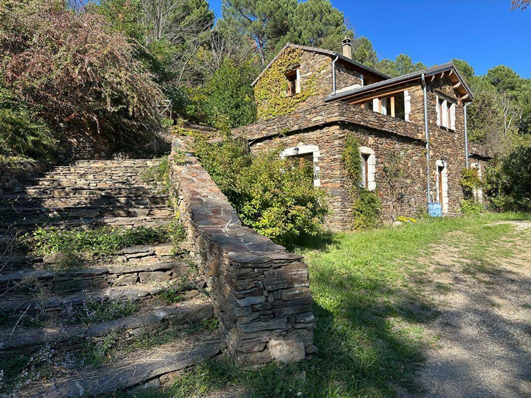 Maison à SAINT-MELANY