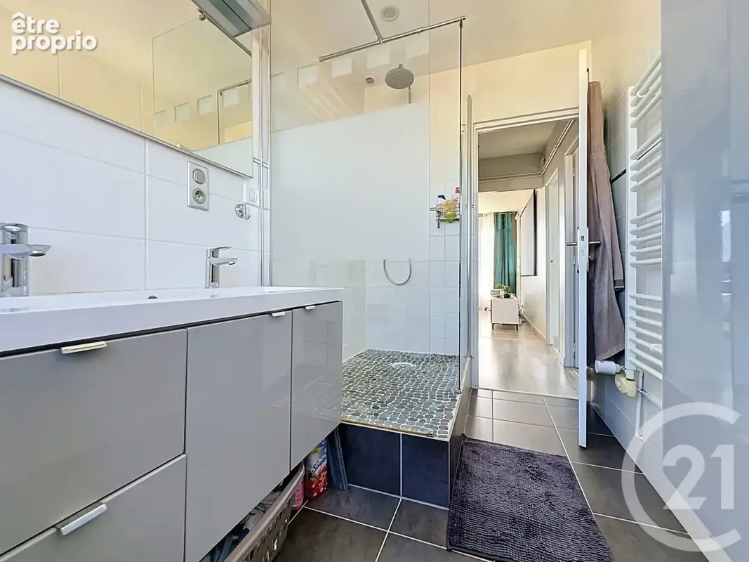 Appartement 3 pièces 55 m² à vendre à Sainte-Savine (10300) - photo 6
