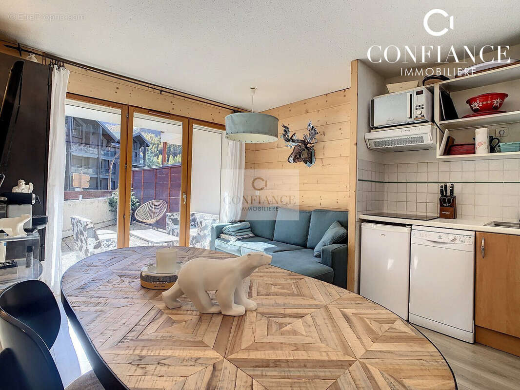 Appartement à SAINT-ETIENNE-DE-TINEE