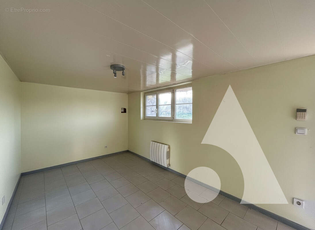 Maison à CREPY-EN-VALOIS