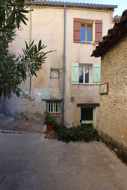 Maison Fayence 7 pièce(s) 180 m² en deux habitations - photo 6