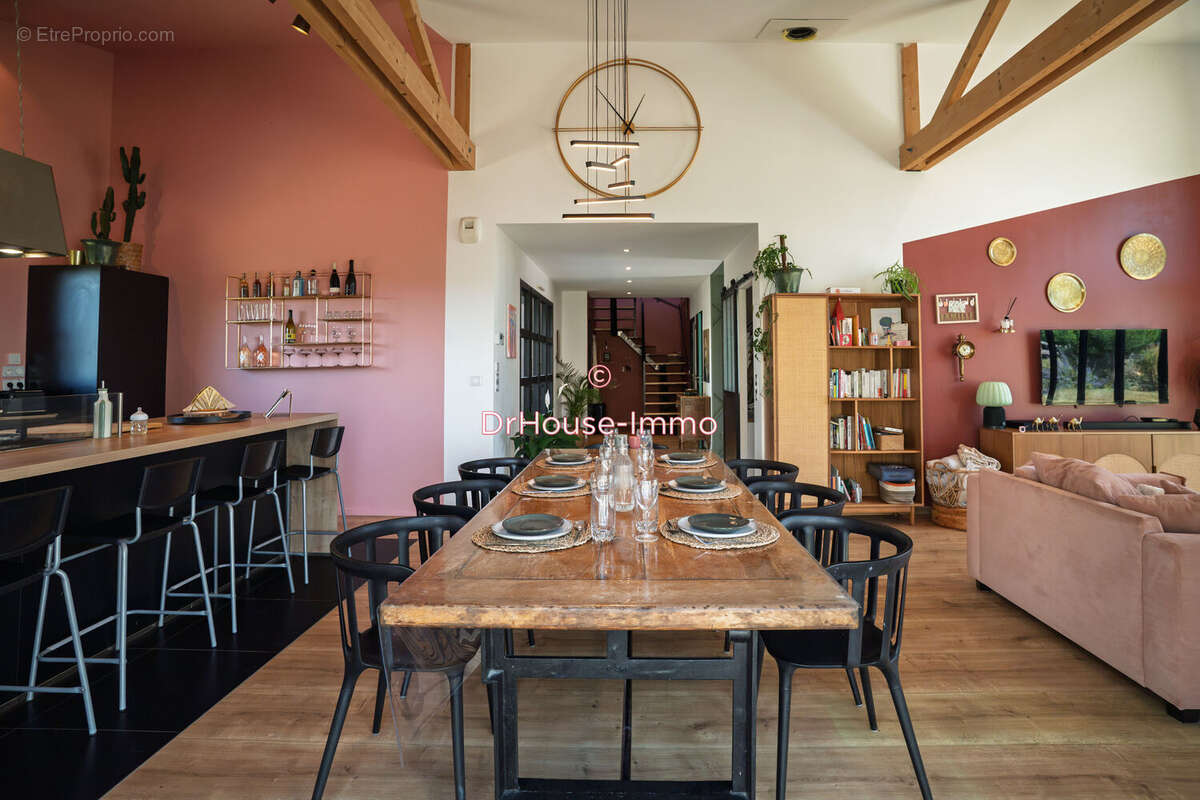 Maison 156 m² à Sainte-Honorine-Du-Fay  - photo 12