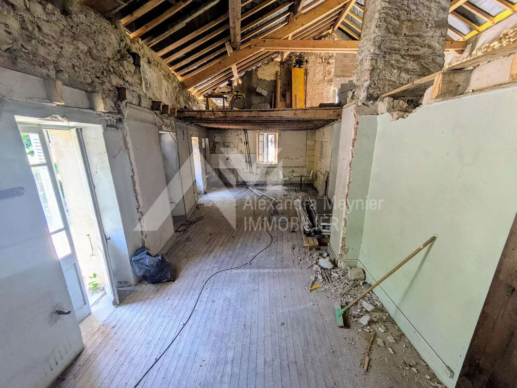 Maison à PONT-EN-ROYANS