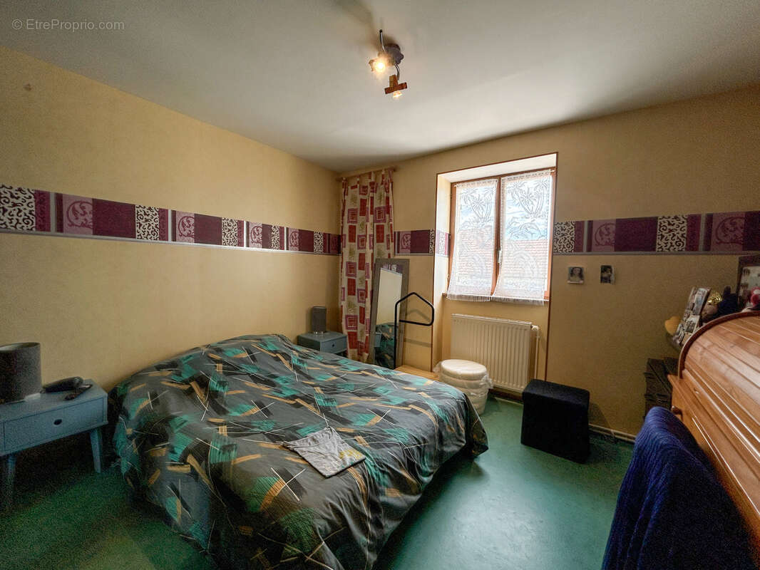 Maison centre-ville de Commentry - photo 10