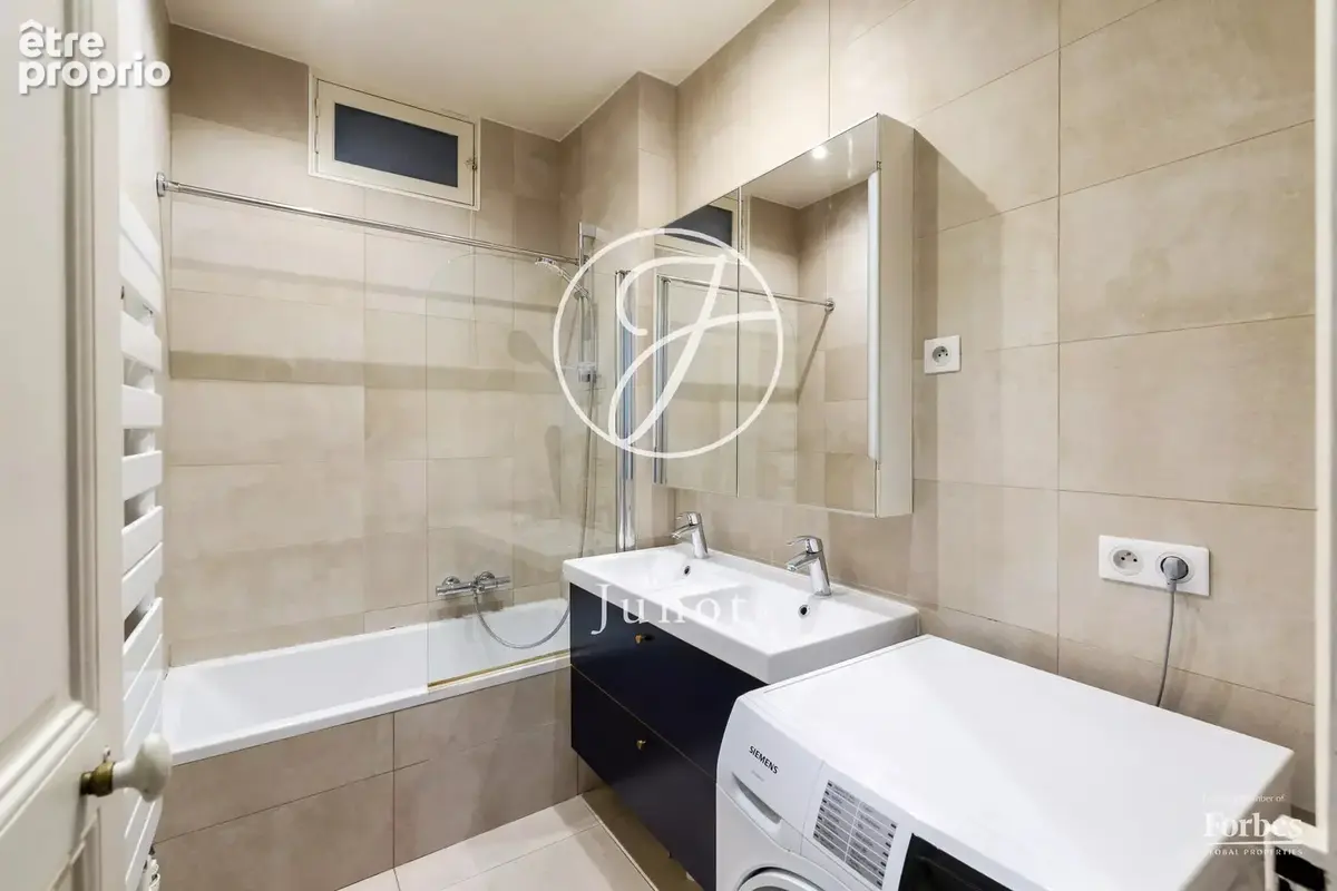 Paris 18e - AVENUE RACHEL - Appartement - 100,46m² Carrez - 2 chambres - Haussmannien - photo 20