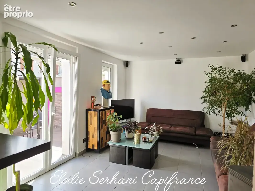 En Exclusivité, coup de coeur à Exincourt pour cette maison mitoyenne T5 d'environ 99m2 - photo 3