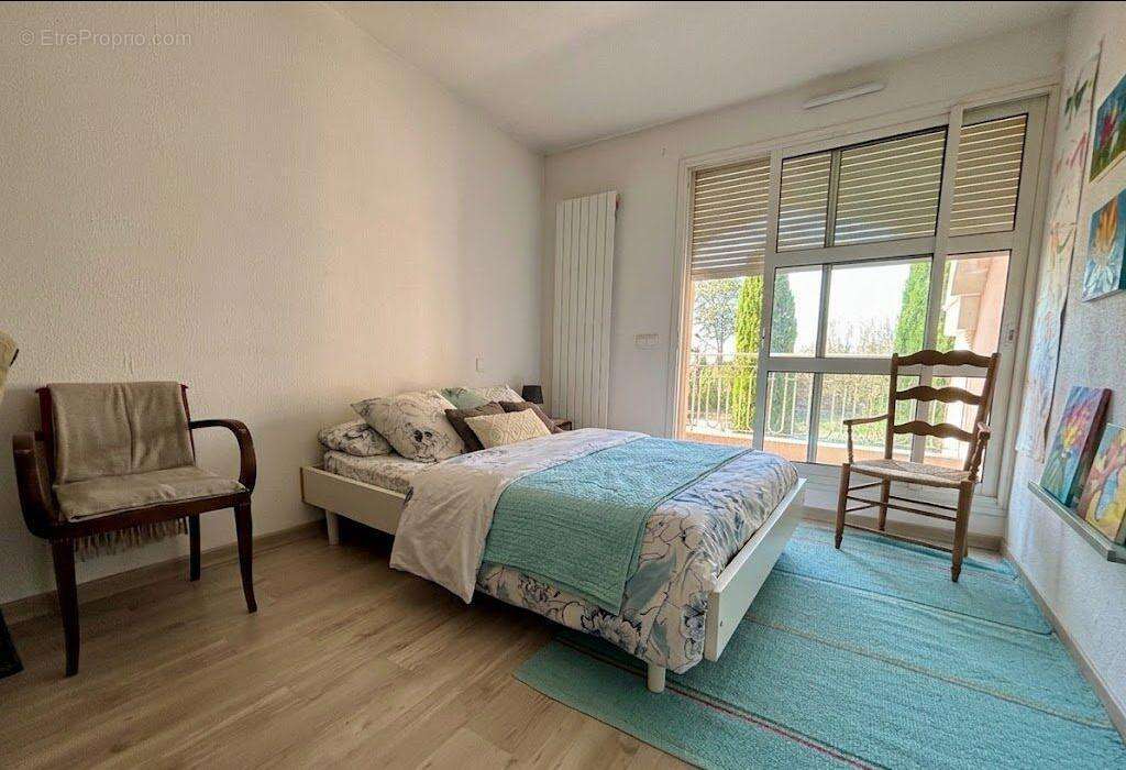 Appartement à BOURG-DE-PEAGE