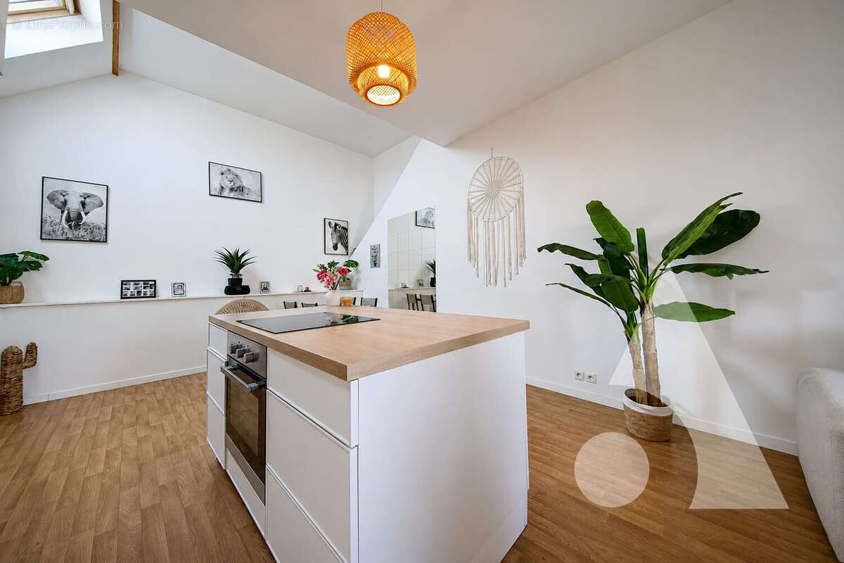 Appartement 2 pièces coup de coeur - dernier étage - photo 3
