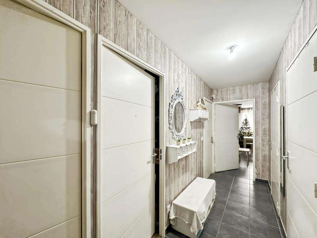 Appartement à VENISSIEUX