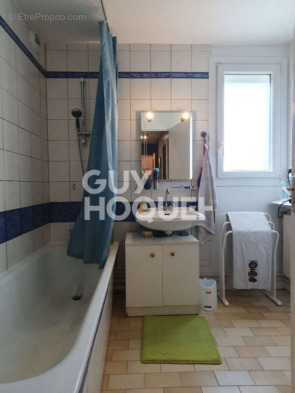 Appartement à OULLINS