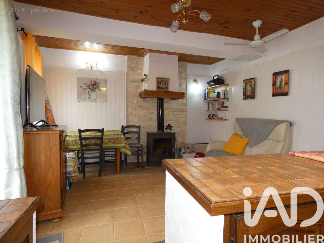 Maison 52 m² à Quintillan  - photo 2