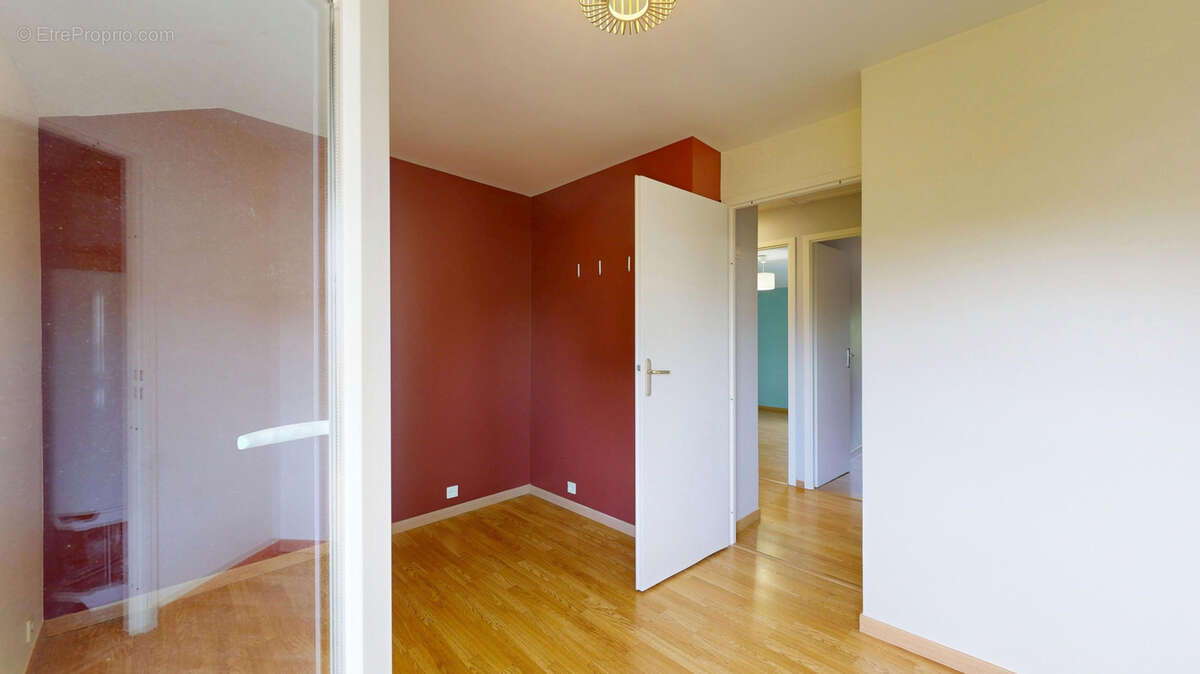 Plaisir la boissiere, maison avec jardin et garage. - photo 14