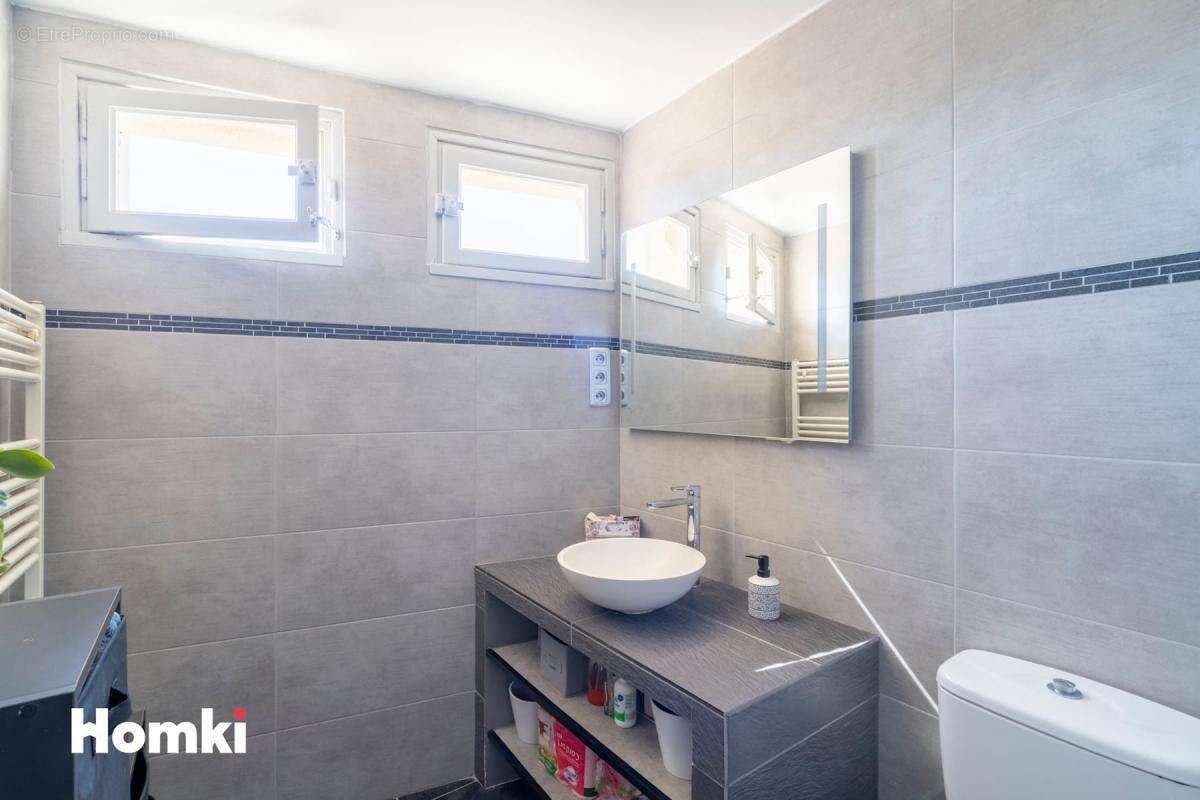 Appartement à MARSEILLE-9E