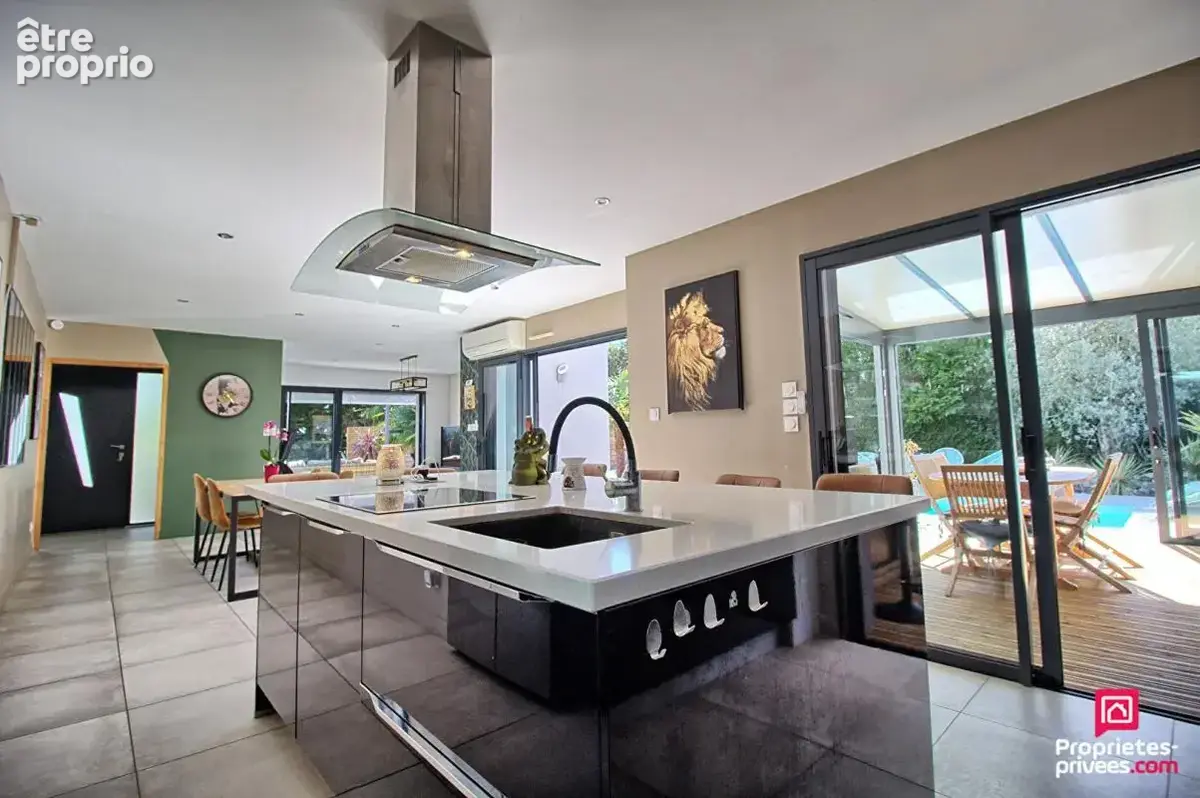 Maison Loire Authion contemporaine 8 pièces 220 m2 piscine - photo 2