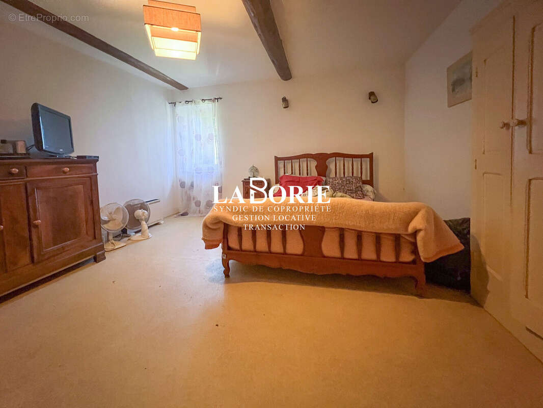 Maison 118 m² à Serignan-Du-Comtat  - photo 9