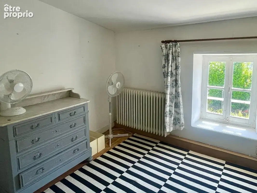 Maison et maison d'amis en centre ville LOULAY, tout à l'égout - photo 8