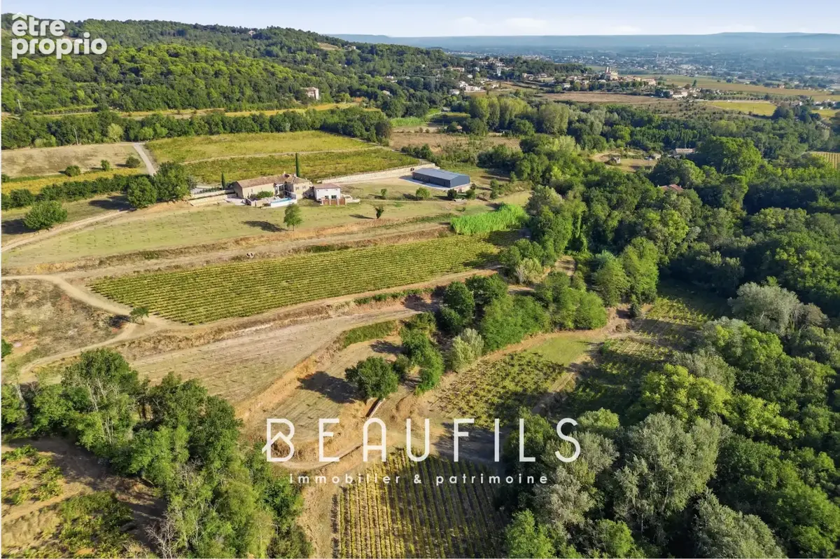Exclusivité. Domaine de caractère avec vignoble et mas historique - photo 5
