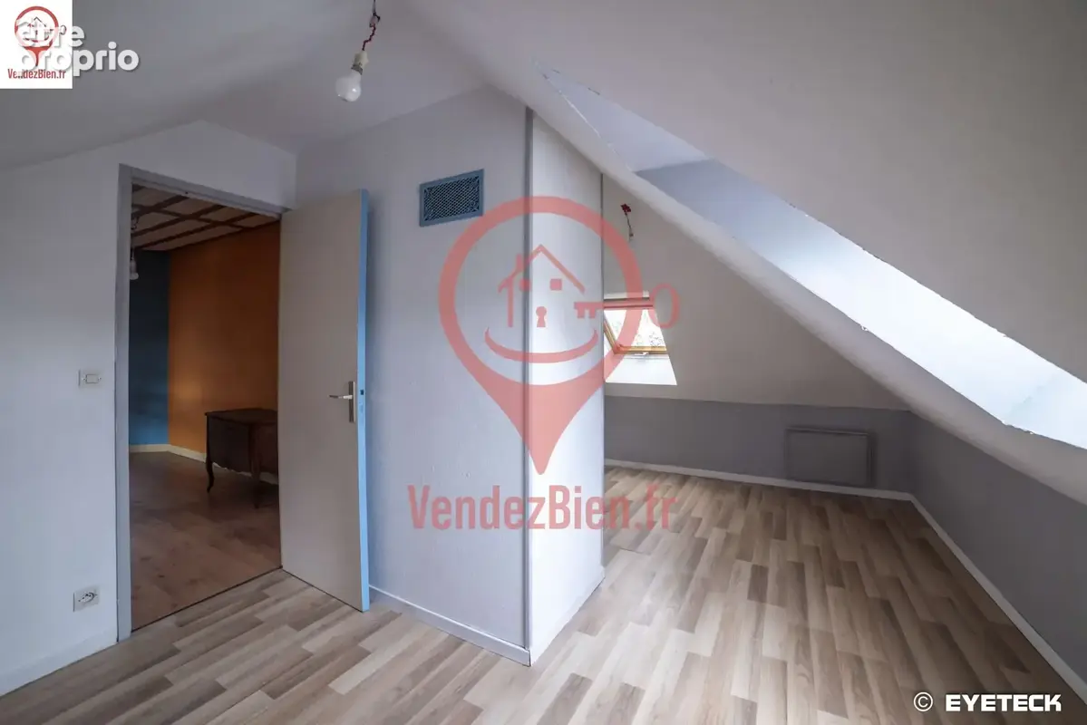 Maison familiale de 126 m2 (plus de 140 m2 au sol) - Terrain 743m2 - photo 17