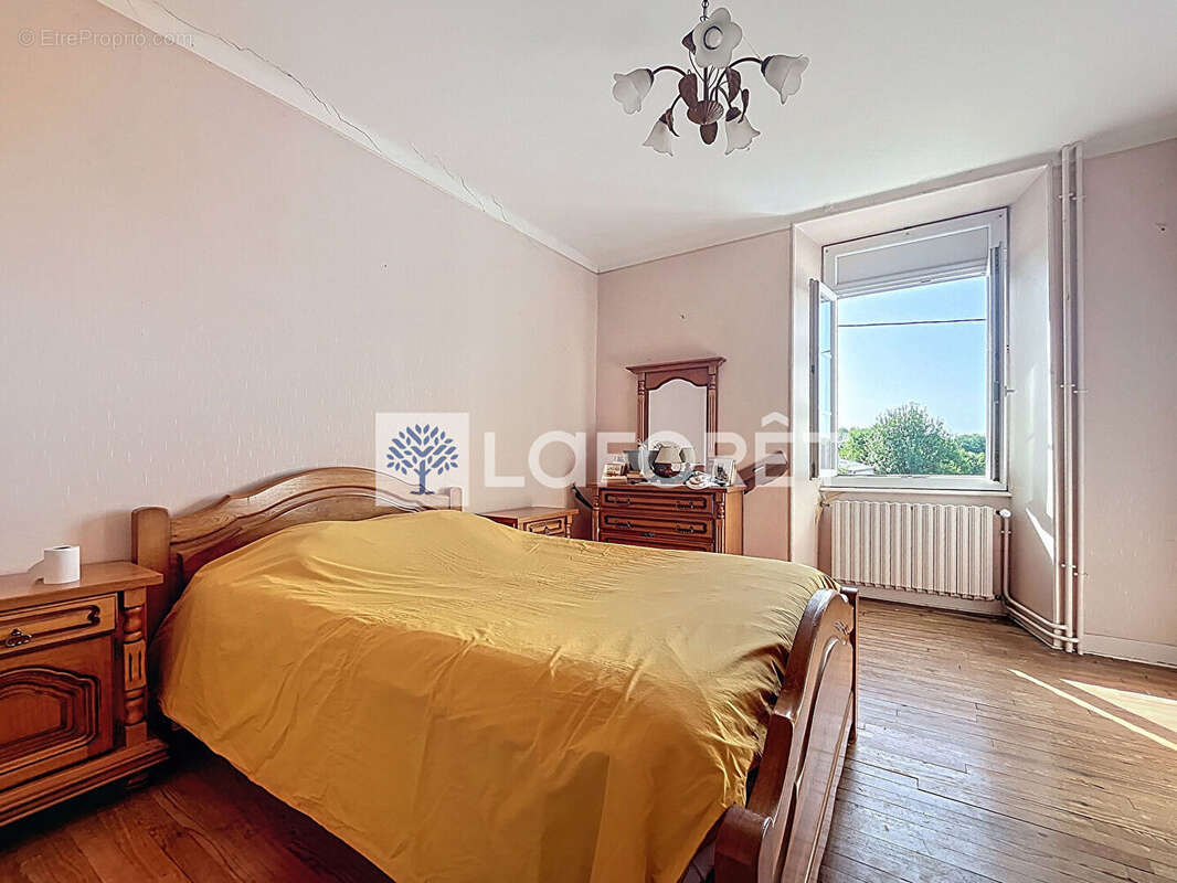 Maison à LA PEYRATTE