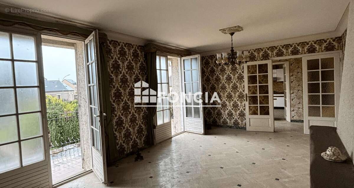 Maison à BEAUMONT-SUR-SARTHE