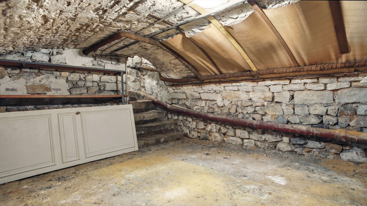 Maison à FONTAINEBLEAU