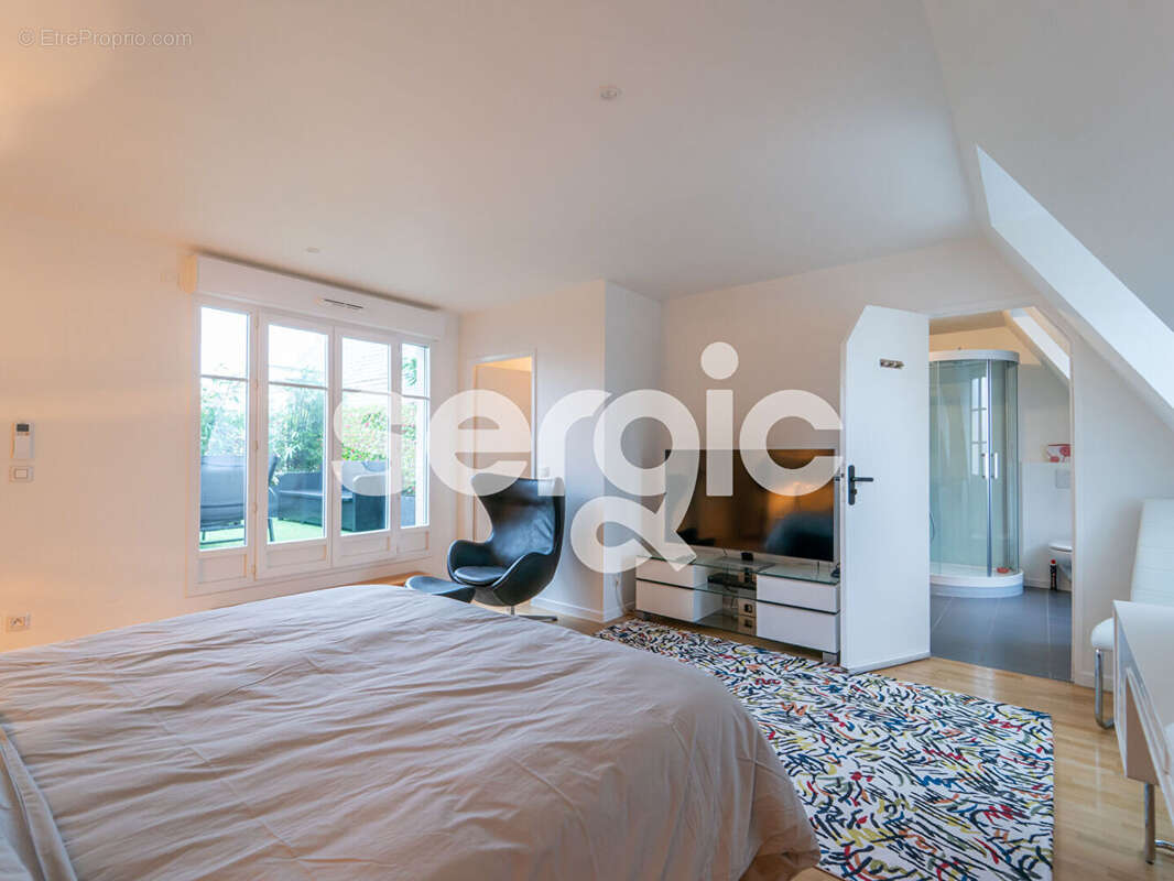 Appartement à SERRIS