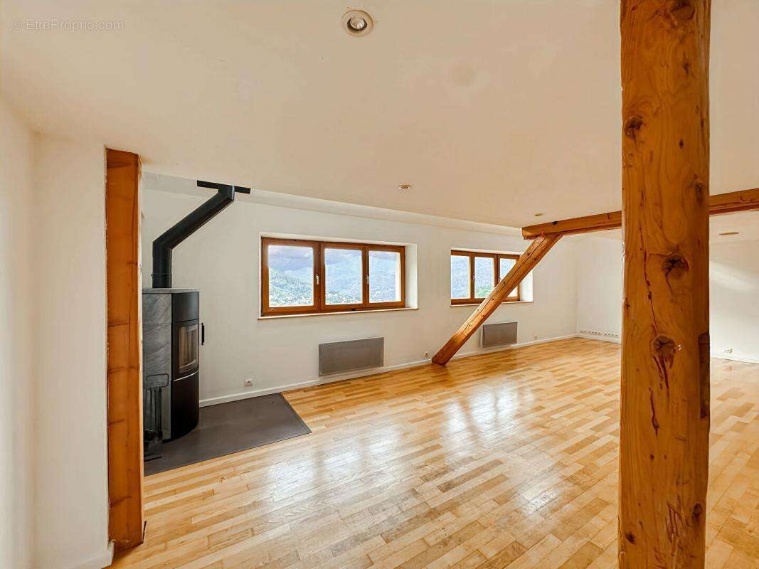 Appartement à SAINT-AMARIN