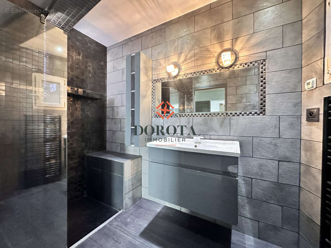 Appartement à ALLEVARD