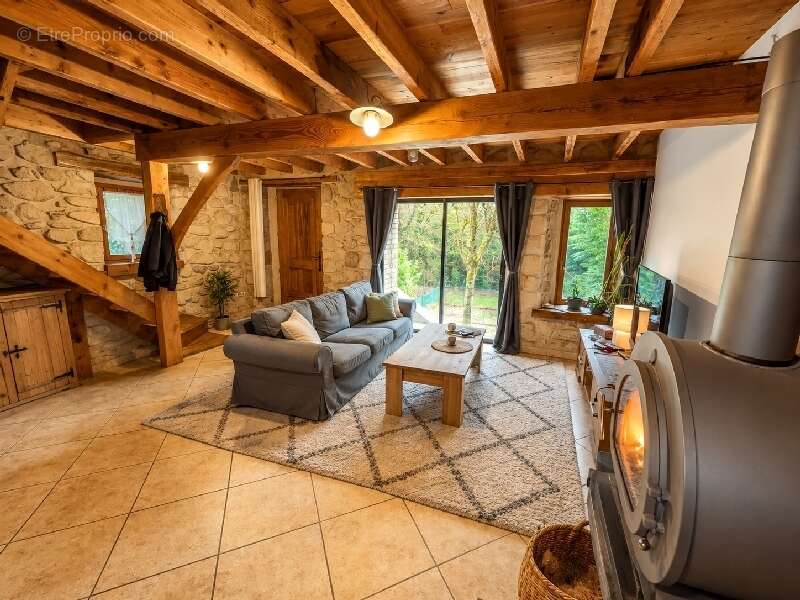 Appartement à SAINT-SAUVEUR-CAMPRIEU