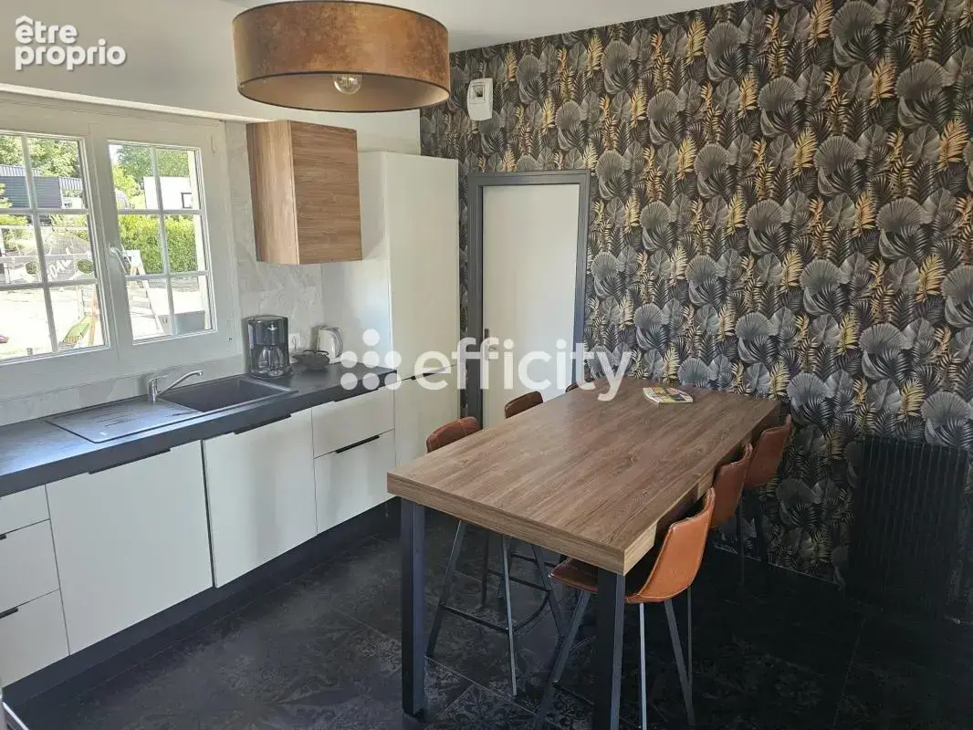 Maison 7 pièces 170 m² à vendre à Montauban-De-Bretagne (35360) - photo 1