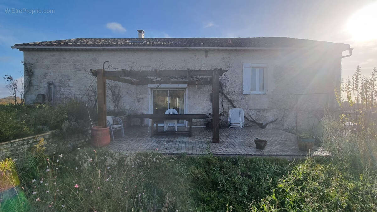 Maison à CAZES-MONDENARD