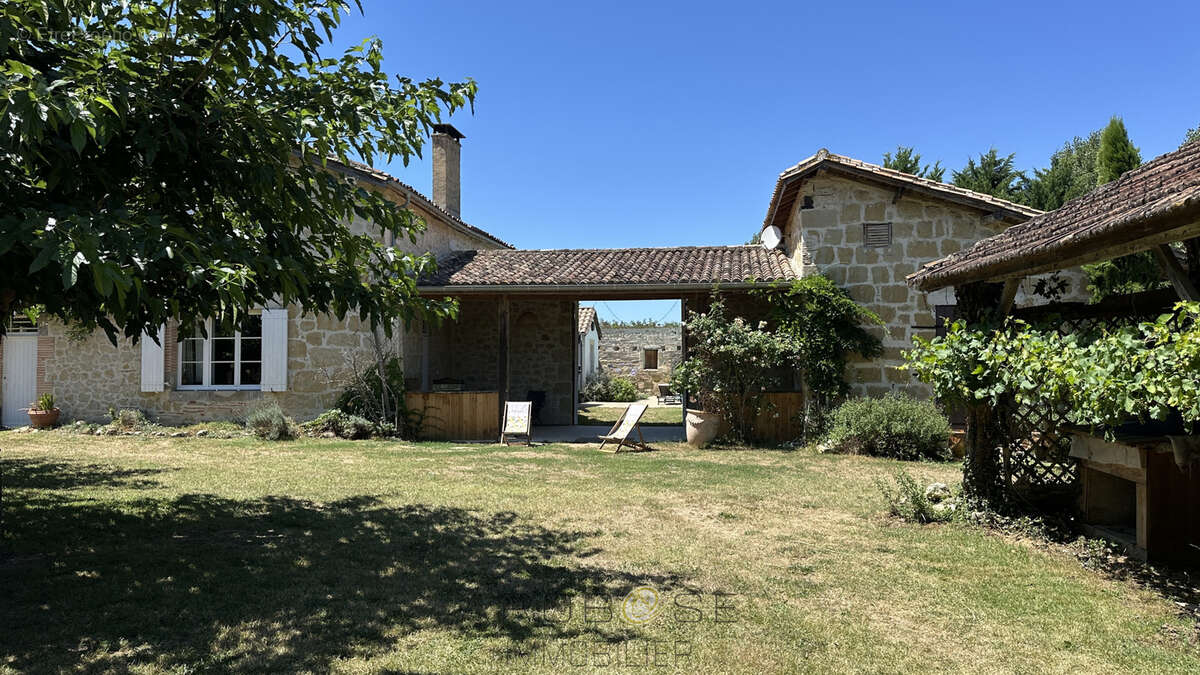 Maison à FAUILLET