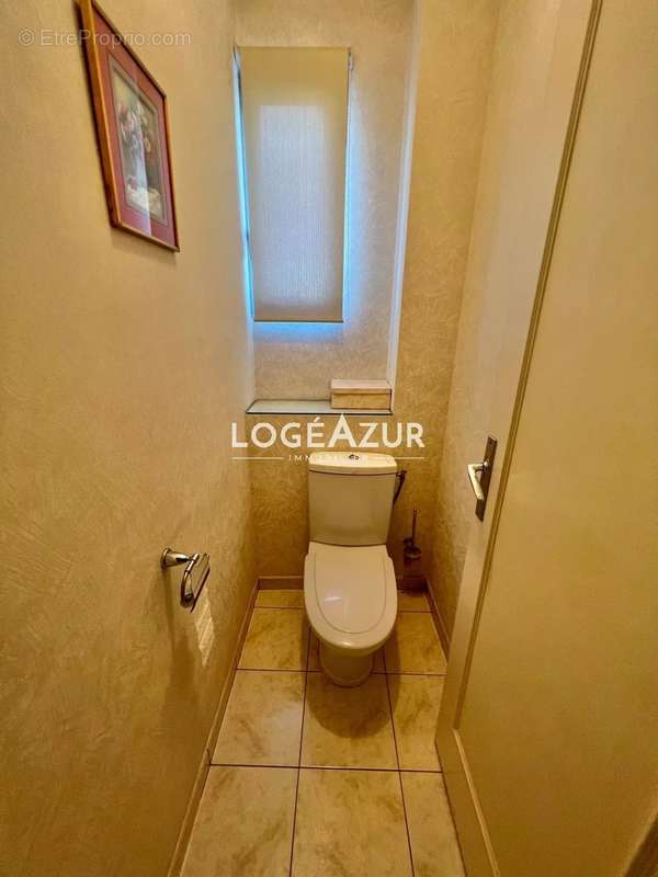 Appartement à VALLAURIS