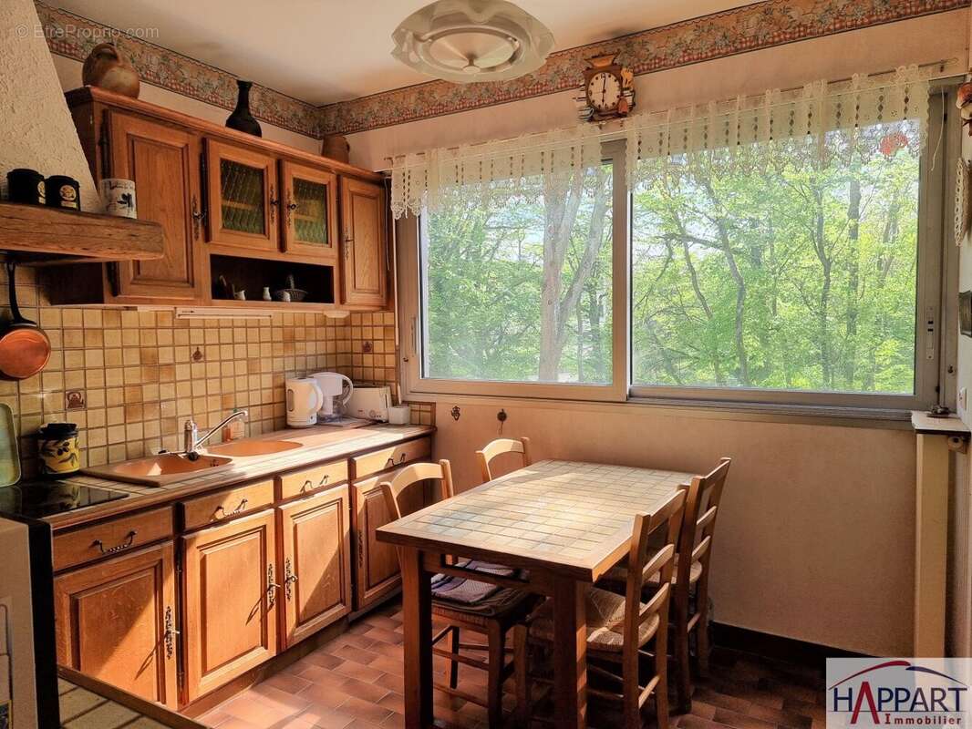 Appartement à VAUX-LE-PENIL