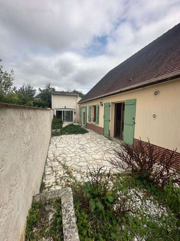 Maison à SAINT-CREPIN-IBOUVILLERS